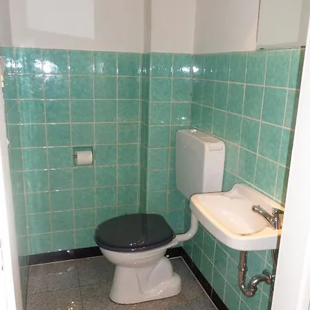 Em Halve Hus Privatunterkunft *