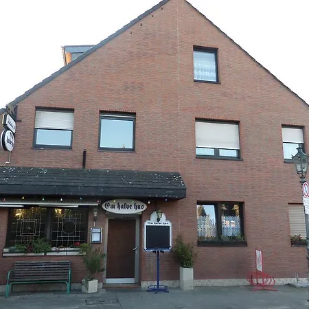 Em Halve Hus Privatunterkunft